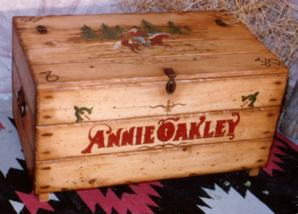 Schahrer Cowgirl Furniture Gallery Jc129 Annie Oakley Planked Chest
