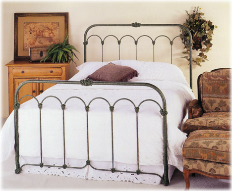 1098 Hillsboro bed